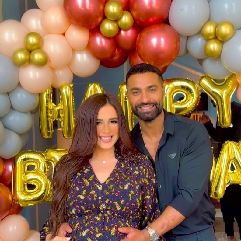 ياسمين عبد العزيز وكريم فهمي