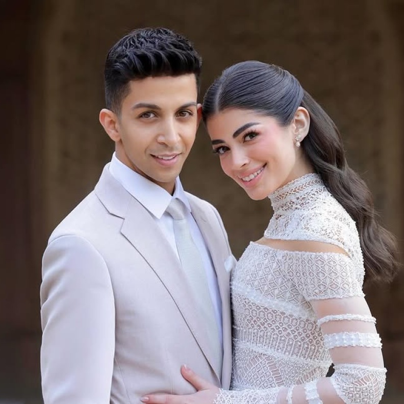 ليلى أحمد زاهر وهشام جمال