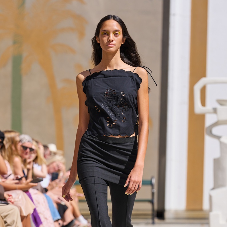 إطلالة من The Garment