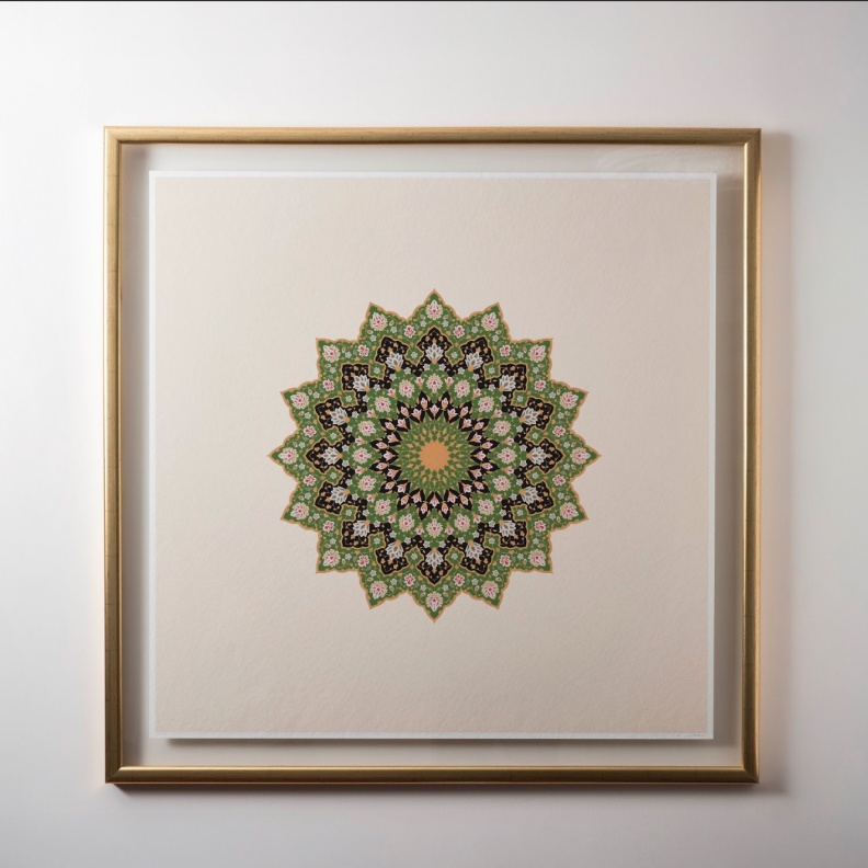 خاص لـ"هي": الفنانة السعودية سارة العبدلي تطلق "طبعة"... لقاء بين الحِرفة الأنثوية وجماليات الفن الإسلامي