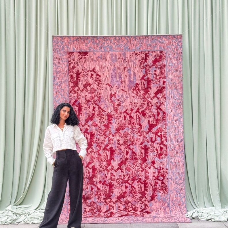 خاص لـ"هي": الفنانة أرين حسن ترسم الهوية الفلسطينية بالخيط... حين يصبح النسيج أداة للرؤية والذاكرة