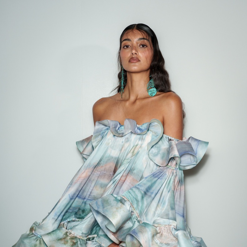 إطلالة من Zimmermann