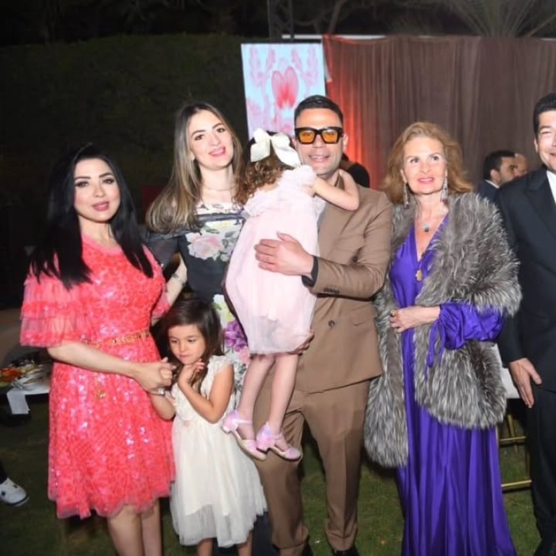 محمد إمام وزوجته وابنته