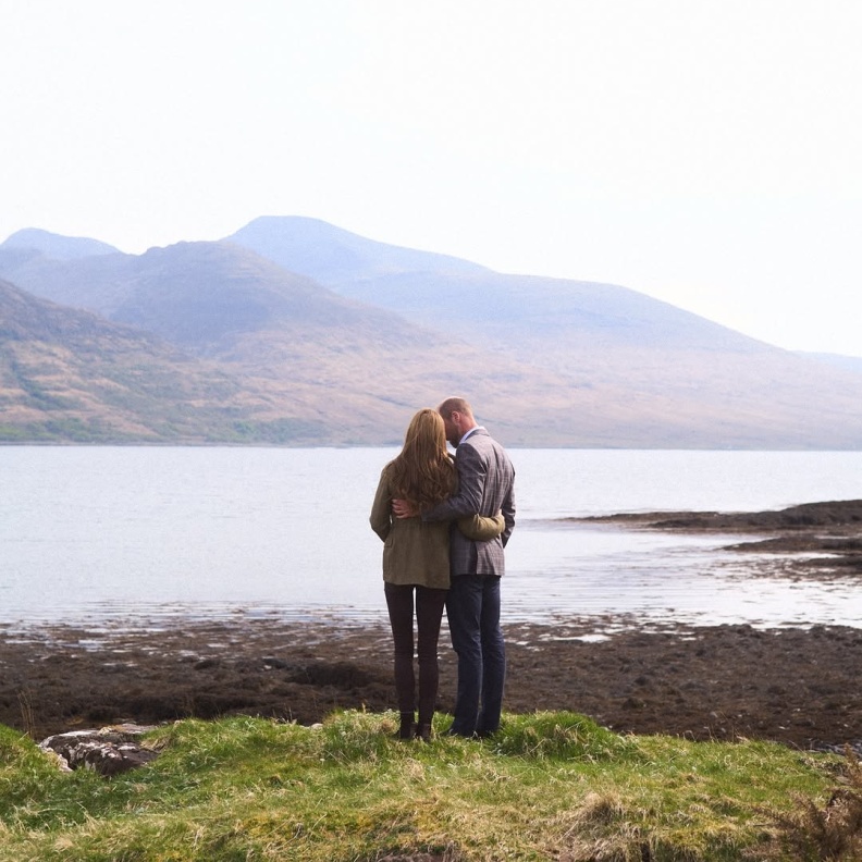 وليام وكيت 14 عامًا من الرومانسية: صورة مميّزة من احتفالهما بذكرى الزواج