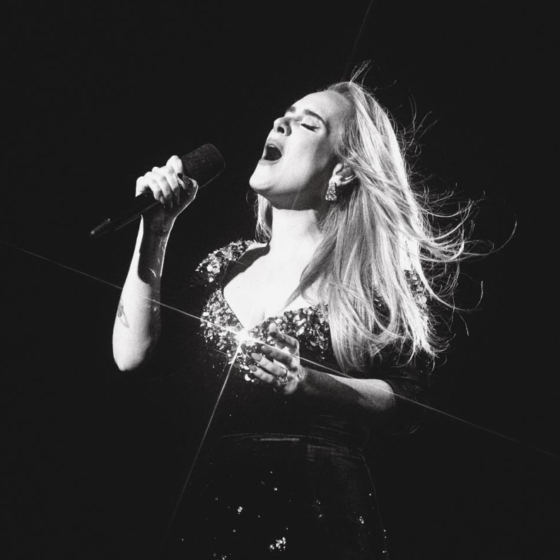 أديل Adele من مواليد 5 مايو