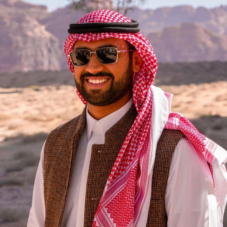 فيصل بالطيور من تصوير فايز الهندي