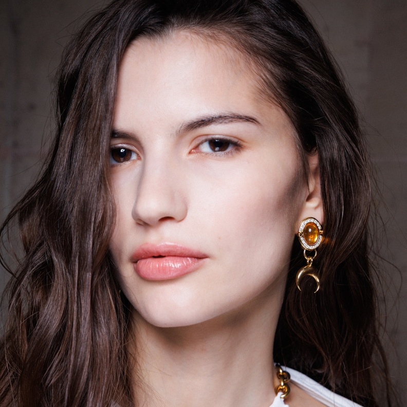  الهيدرافيشل لاستعادة نضارة الوجه