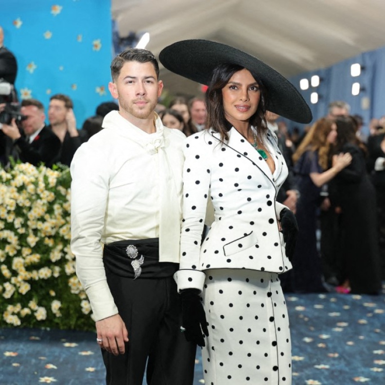 نيك جوناس وبريانكا تشوبرا