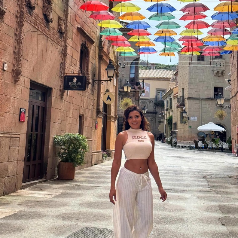 ناهد السباعي