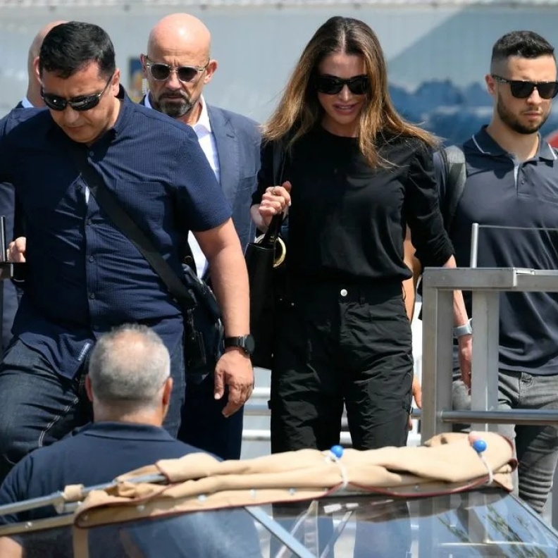 وصول ملكي مفاجئ إلى البندقية لحفل زفاف جيف بيزوس المرتقب