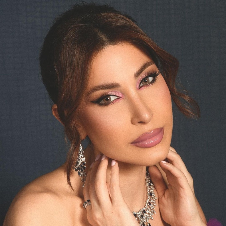 ما بعرف" للفنانة يارا تتخطّى الـ300 مليون مشاهدة على يوتيوب!