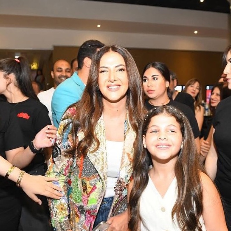 دنيا سمير غانم وابنتها