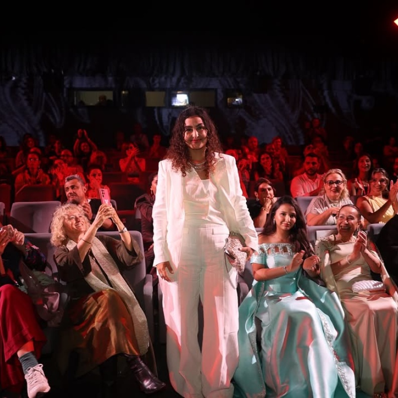 هجرة للمخرجة السعودية شهد أمين يلفت الأنظار في مهرجان البندقية السينمائي الدولي