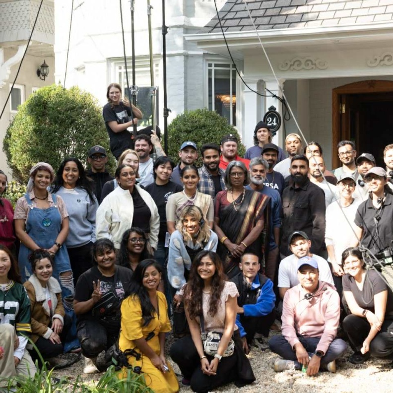  صانعة الأفلام الإماراتية شايستا روشان تنطلق إلى مهرجان تورونتو السينمائي الدولي