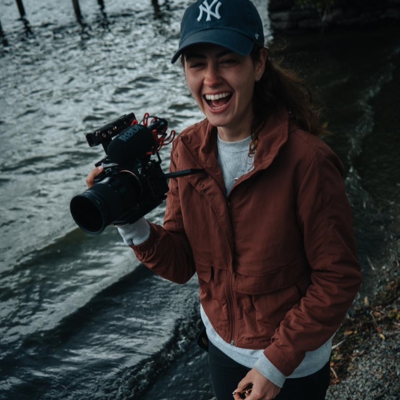 "مولي ماكدونالد" Molly McDonald، منتجة في "يوتيوب"