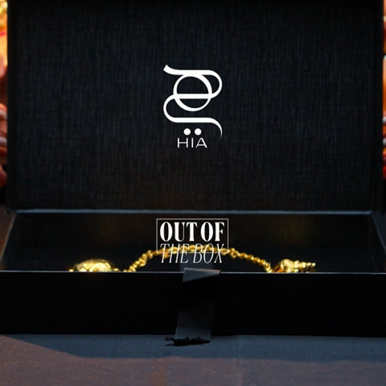 عقد Chloé Shells