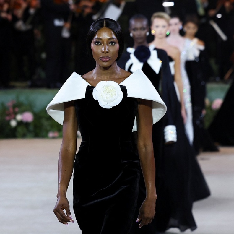 نعومي كامبل 