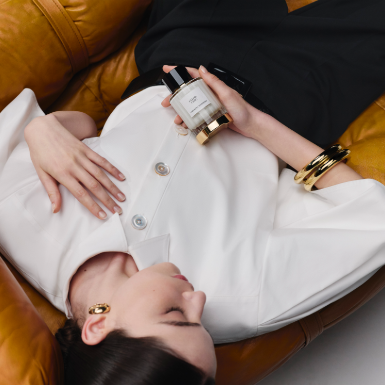 Carolina Herrera تكشف عن تركيبة عطرية تحتفي بأيقونات Herrera الأصيلة