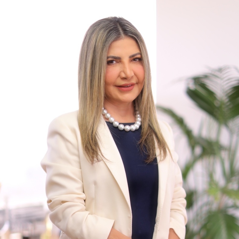 إنجي شلهوب مؤسسة ورئيسة مجموعة "إتوال"