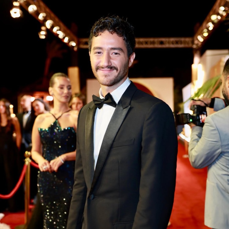 أحمد مالك يتوج بجائزة أفضل ممثل في مهرجان الجونة