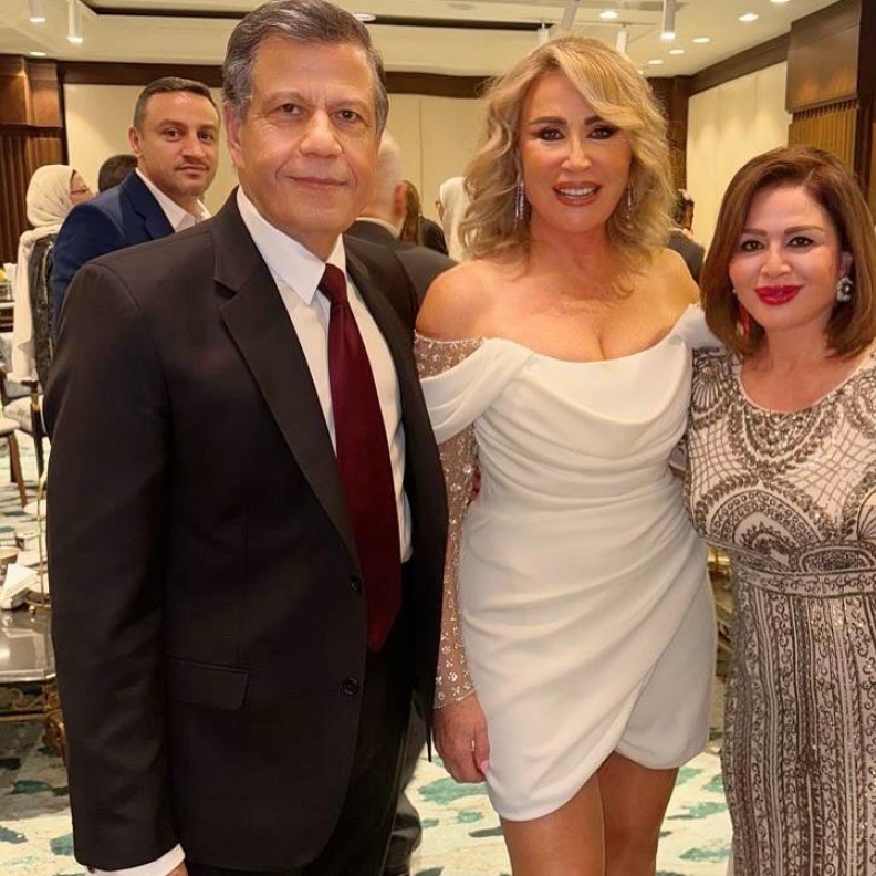 إيناس الدغيدي وزوجها