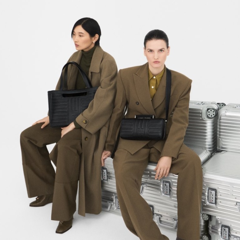 RIMOWA تُعيد ابتكار تصميم أسطوري في مجموعة Groove