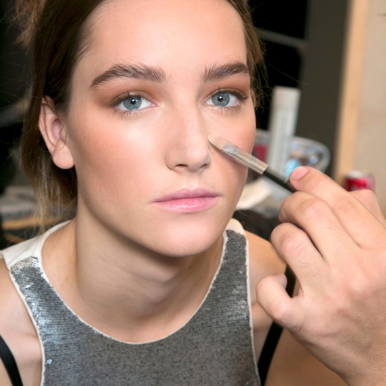 نصائحنا لاختيار منتجات تجميل لا تسد المسام وتدعم صحة البشرة.. لا تفوتكِ