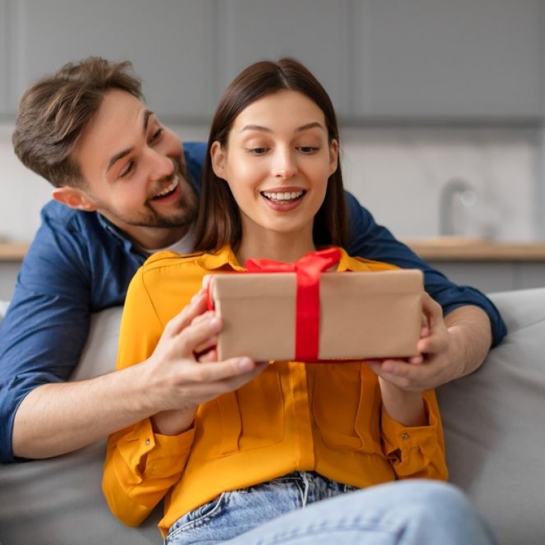 قرارات الرجل المالية تتأثر بمشاعره وعواطفه