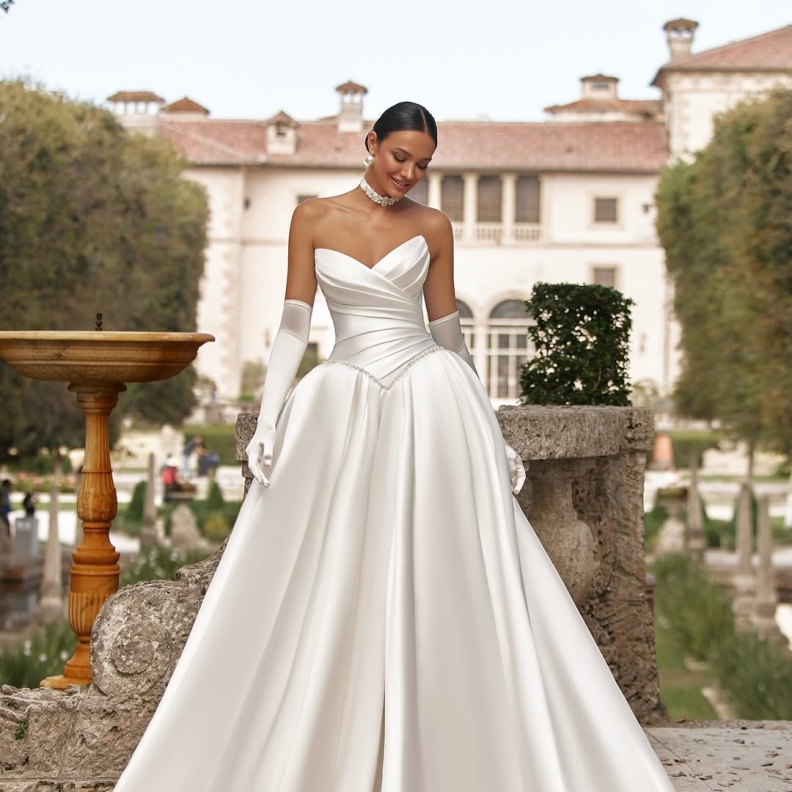 قفازات دار أوسكانا موكا على طراز الأوبرا