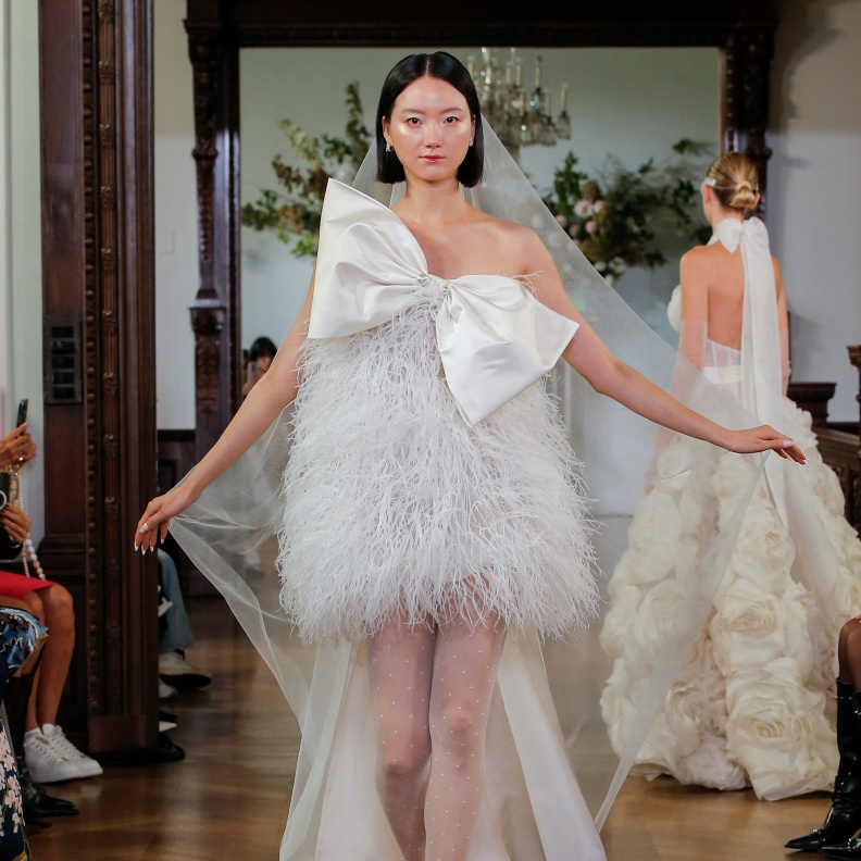 من عروض مونيك لولييه لخريف 2026