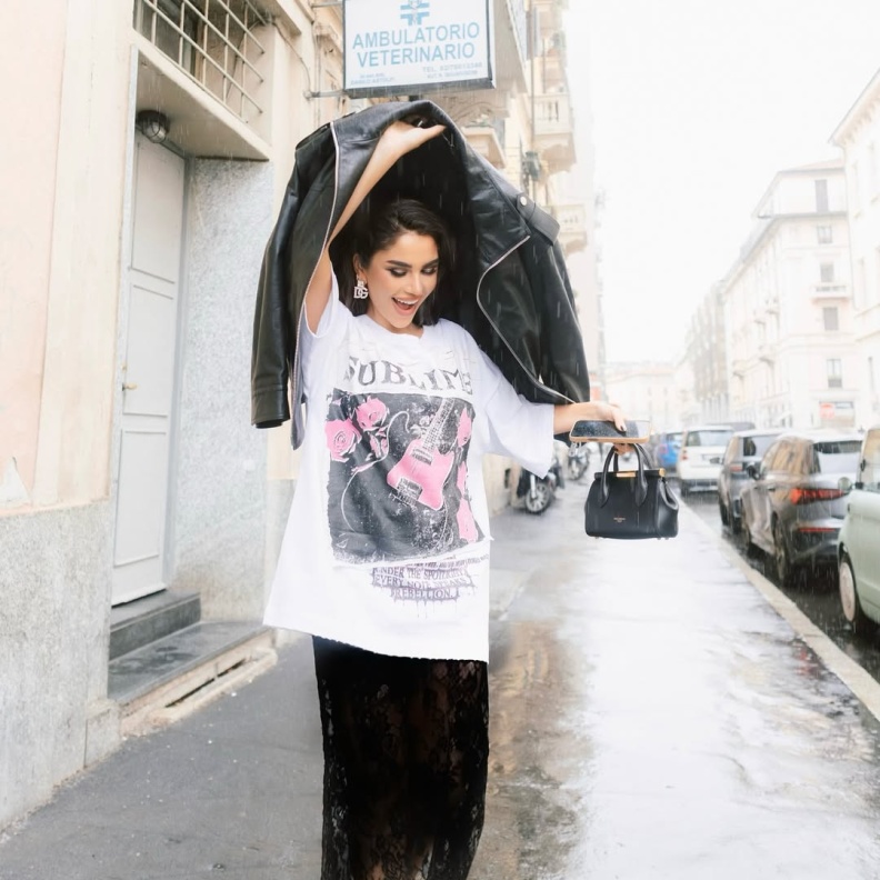 نجود الرميحي بصيحة تنورة السوداء من الدانتيل