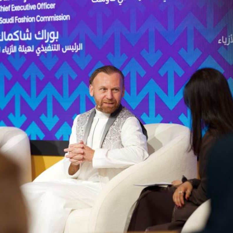 هيئة الأزياء تطلق ابتكاراً جديداً في مجال منسوجات ألياف البحر الأحمر