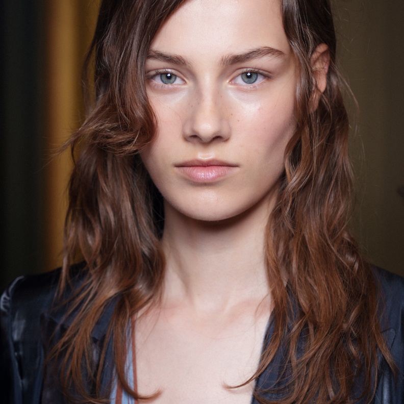 عطور شرقية للمرأة بروائح مميزة لموسم خريف وشتاء 2025