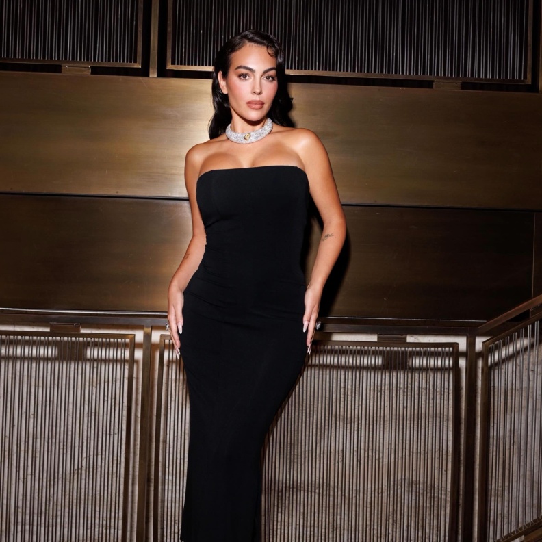 3 نجمات تصدّرن الترند هذا الأسبوع بإطلالات مجوهراتهنّ