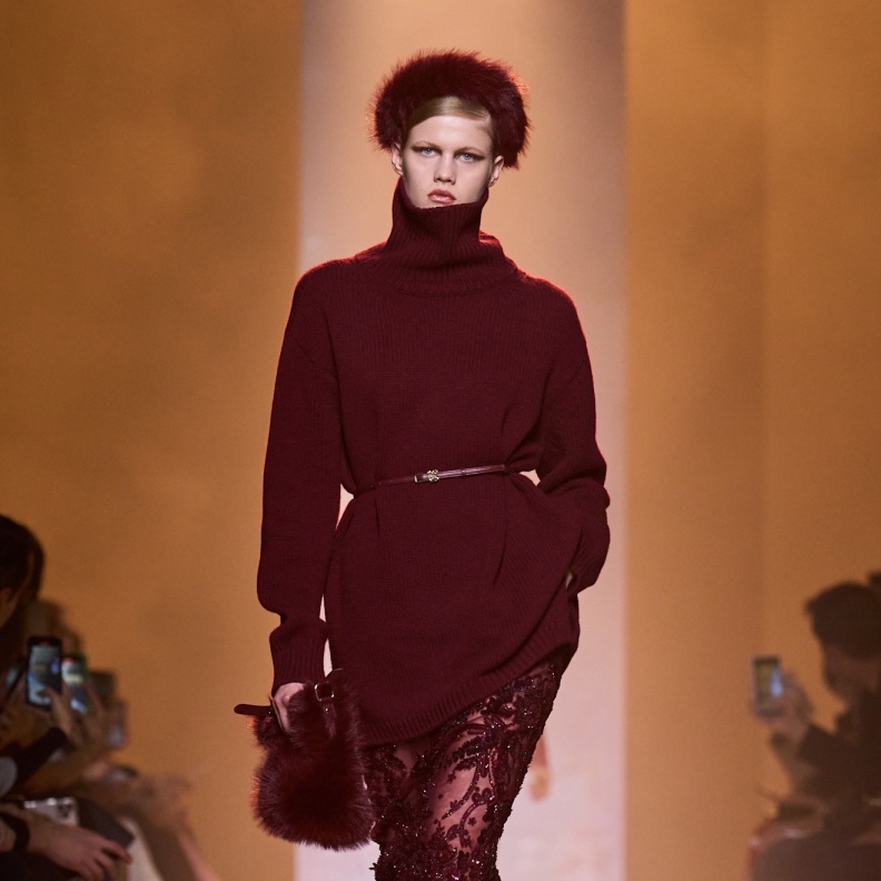 من مجموعة إيلي صعب Elie Saab لخريف وشتاء 2025