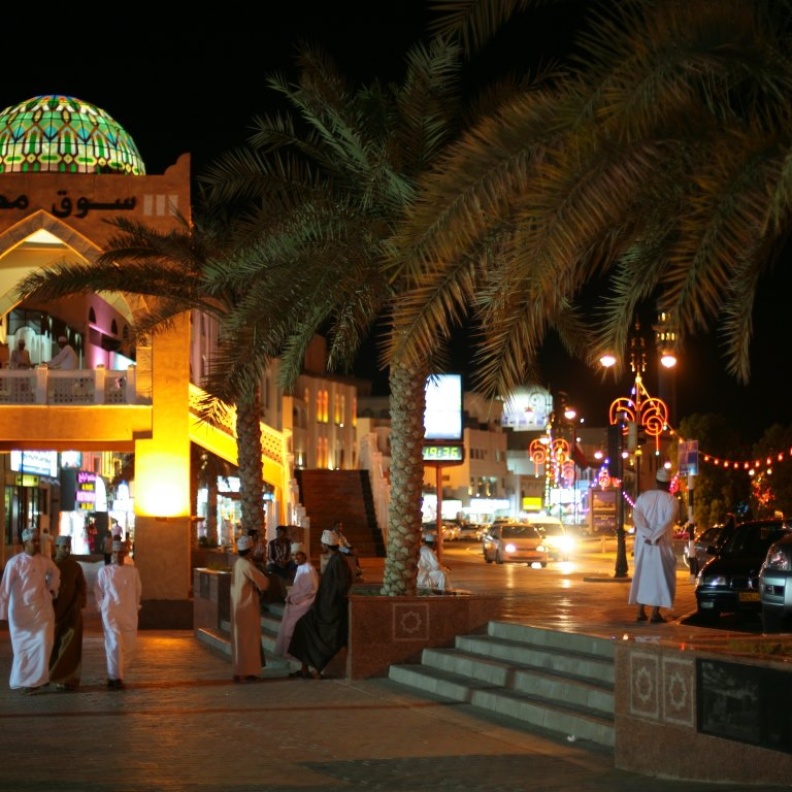 سلطنة عُمان: وجهتك لعطلة لا تُنسى