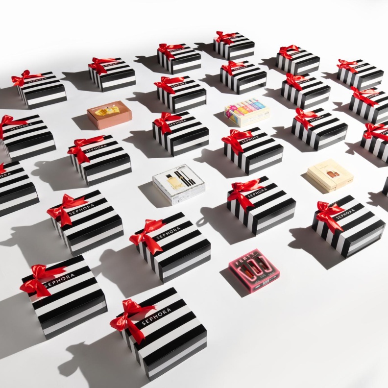 تشكيلة الأعياد 2025: أكبر مجموعة هدايا لدى سيفورا حتى الآن