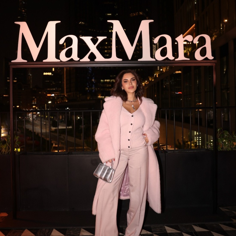 Max Mara تستقبل موسم العطلات بأمسية احتفالية راقية تنبض بالإبداع