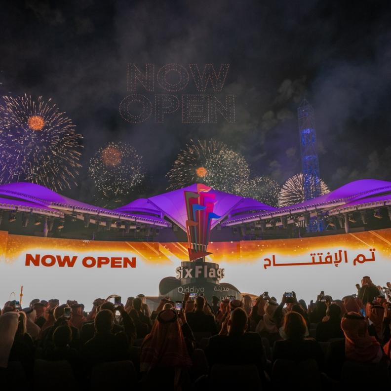 ليلة لا تُنسى في القدية… افتتاح Six Flags مدينة القدية بإطلالة موسيقية استثنائية من أليشيا كيز