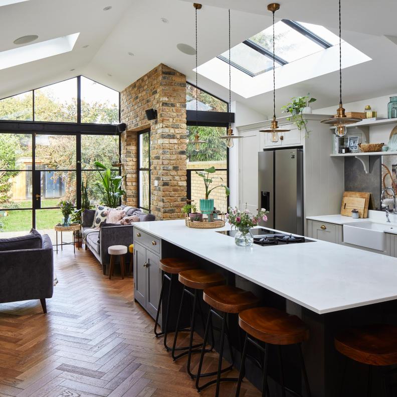 اختيارات تصميمية كانت أنيقة سابقًا قد تتحول إلى عناصر تُثقِل المساحة المنزلية