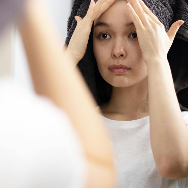 انخفاض إنتاج الكولاجين يسبب بتغير البشرة في الثلاثين