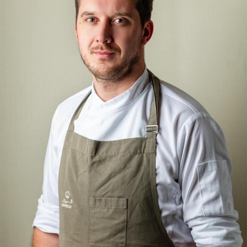 مقابلة مع الشيف إيونيل كاتو رئيس الطهاة في مطعم قربوا