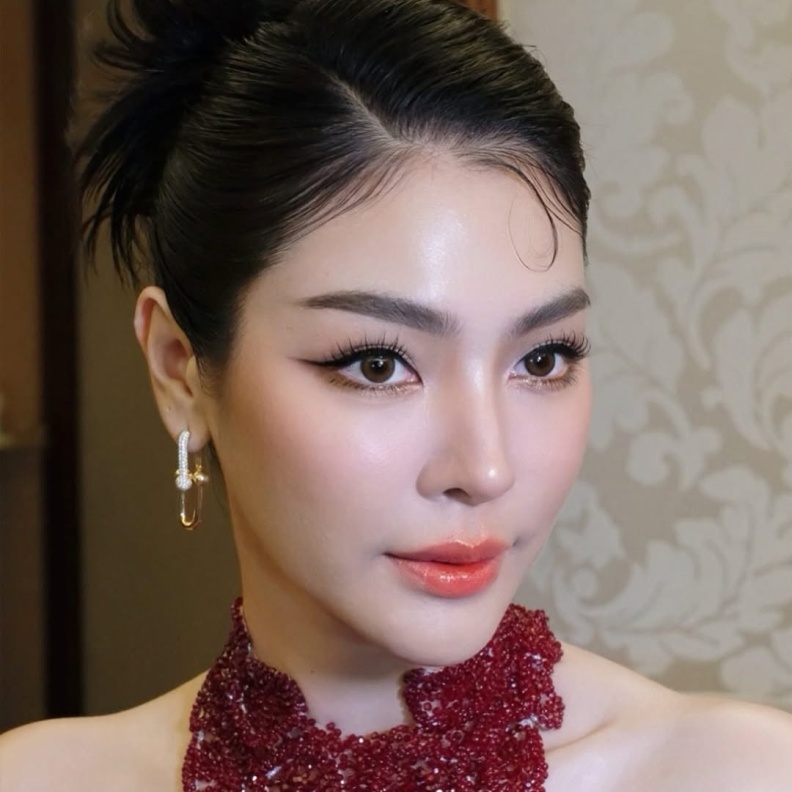  النجمة Faye Peraya - صورة من حسابها على انستغرام