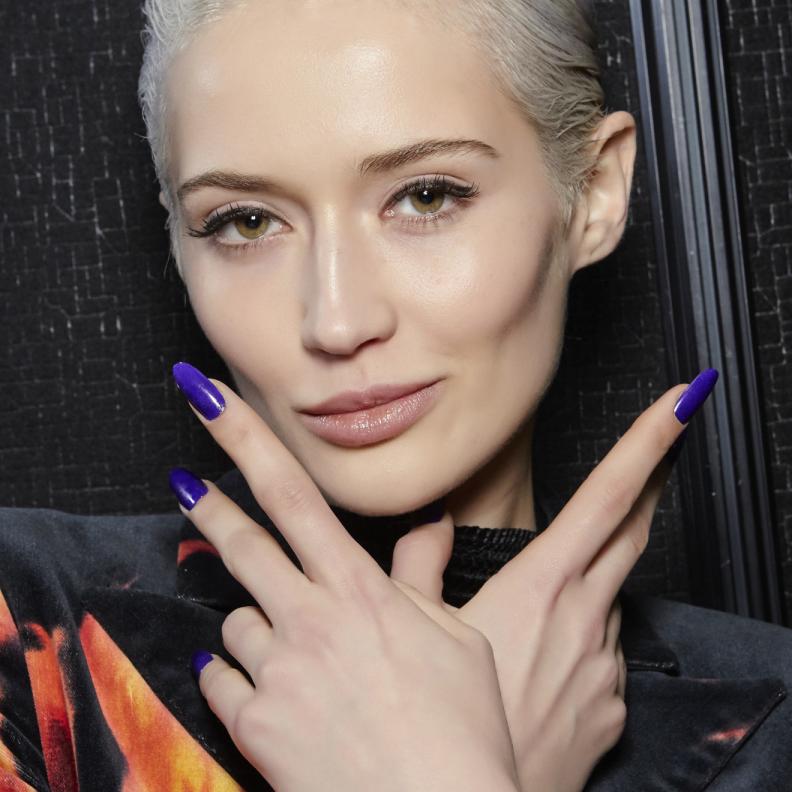 العناية باليدين مع بداية العام