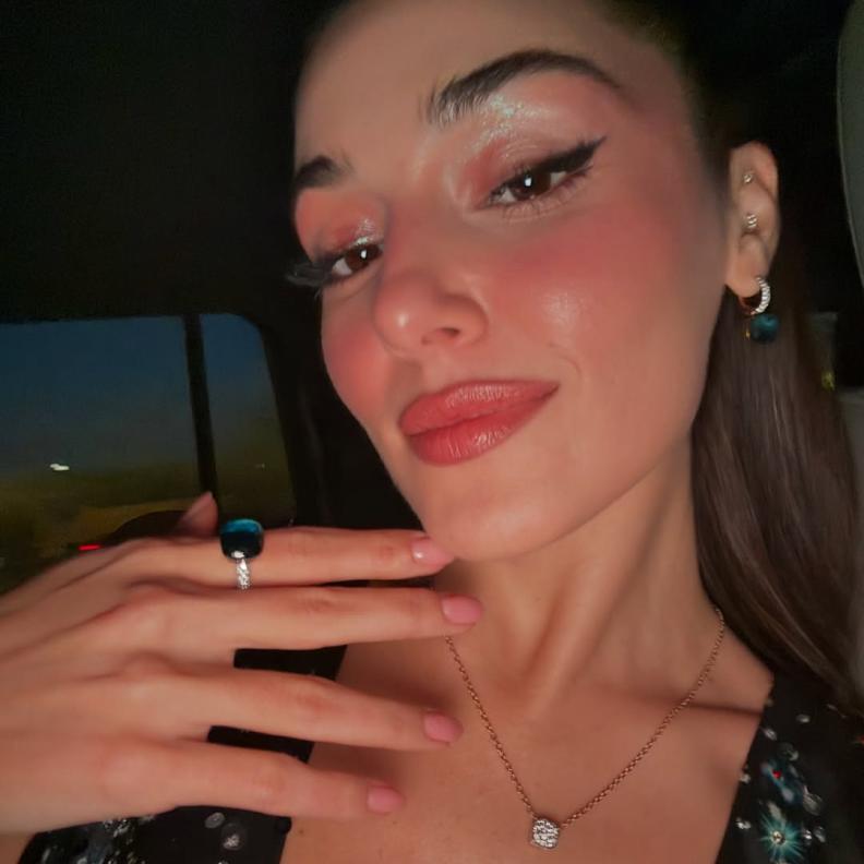  الفنانة التركية هاندا ارتشيل