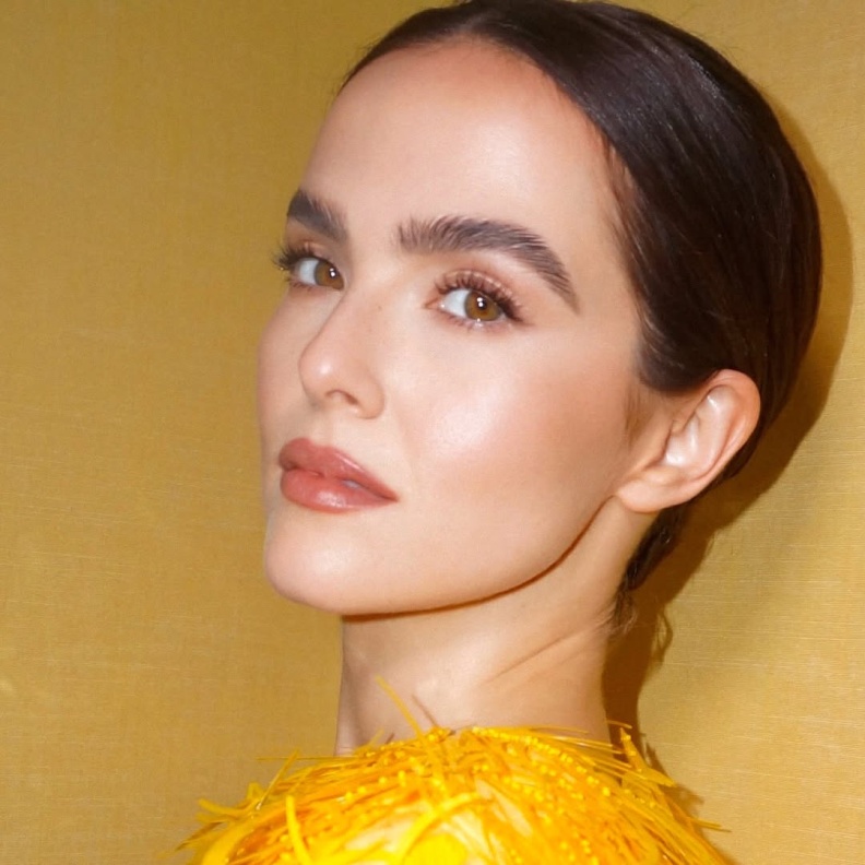 زوي داتش صورة من انستغرام Tyron Machhausen