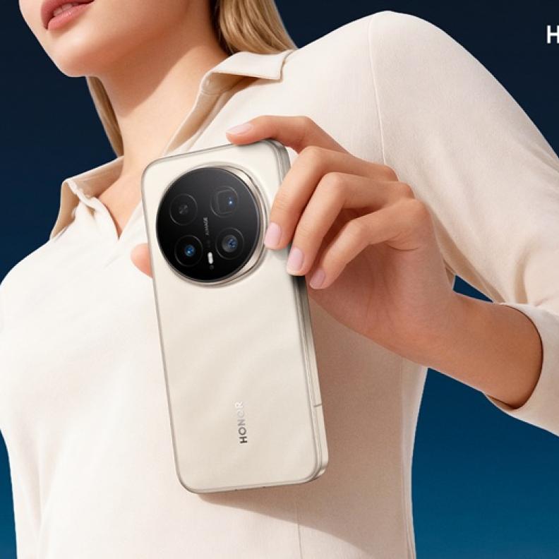 هاتف "Magic8 Pro" من HONOR