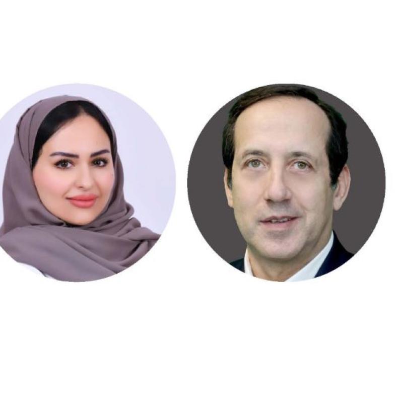 الأميرة الدكتورة أضواء آل سعود والدكتور محمد قنديل 