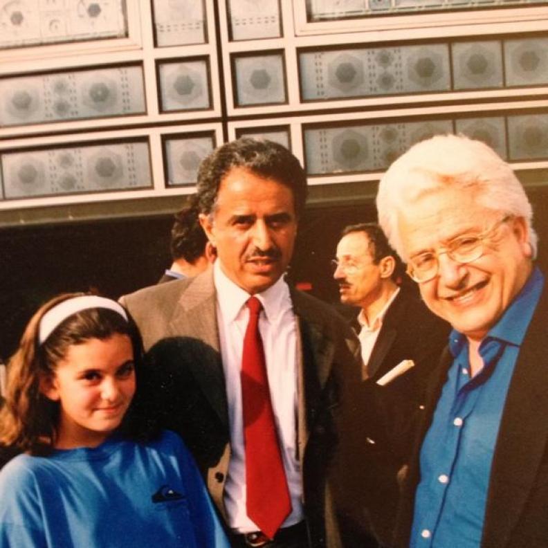 رحيل سفير الأدب السعودي ... تعرفوا على مسيرة أحمد أبو دهمان من سراة عبيدة إلى باريس