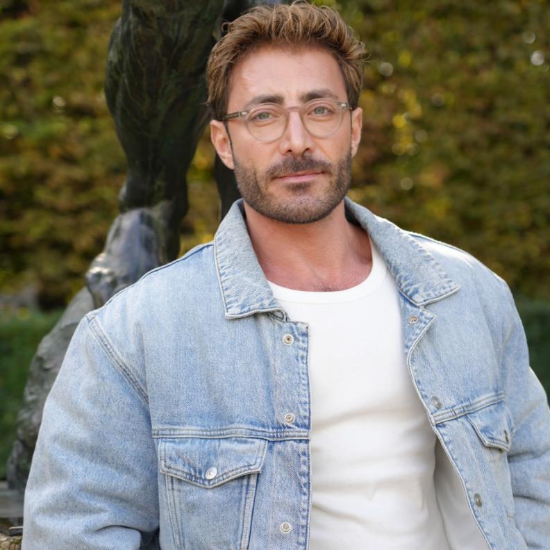 المصمم دانيال عيسى